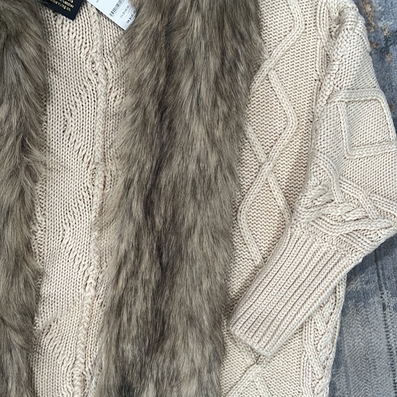 Removable fur oversized cardigan - Picture 3 of 3